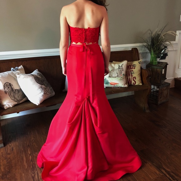 prom dress size 4 - Picture 2 of 6